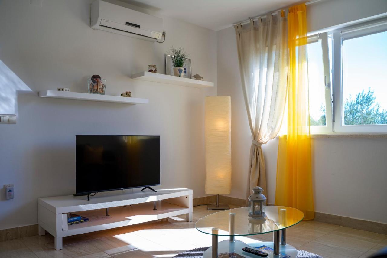 House Fidulic - Apartment The Lavender Lumbarda Esterno foto