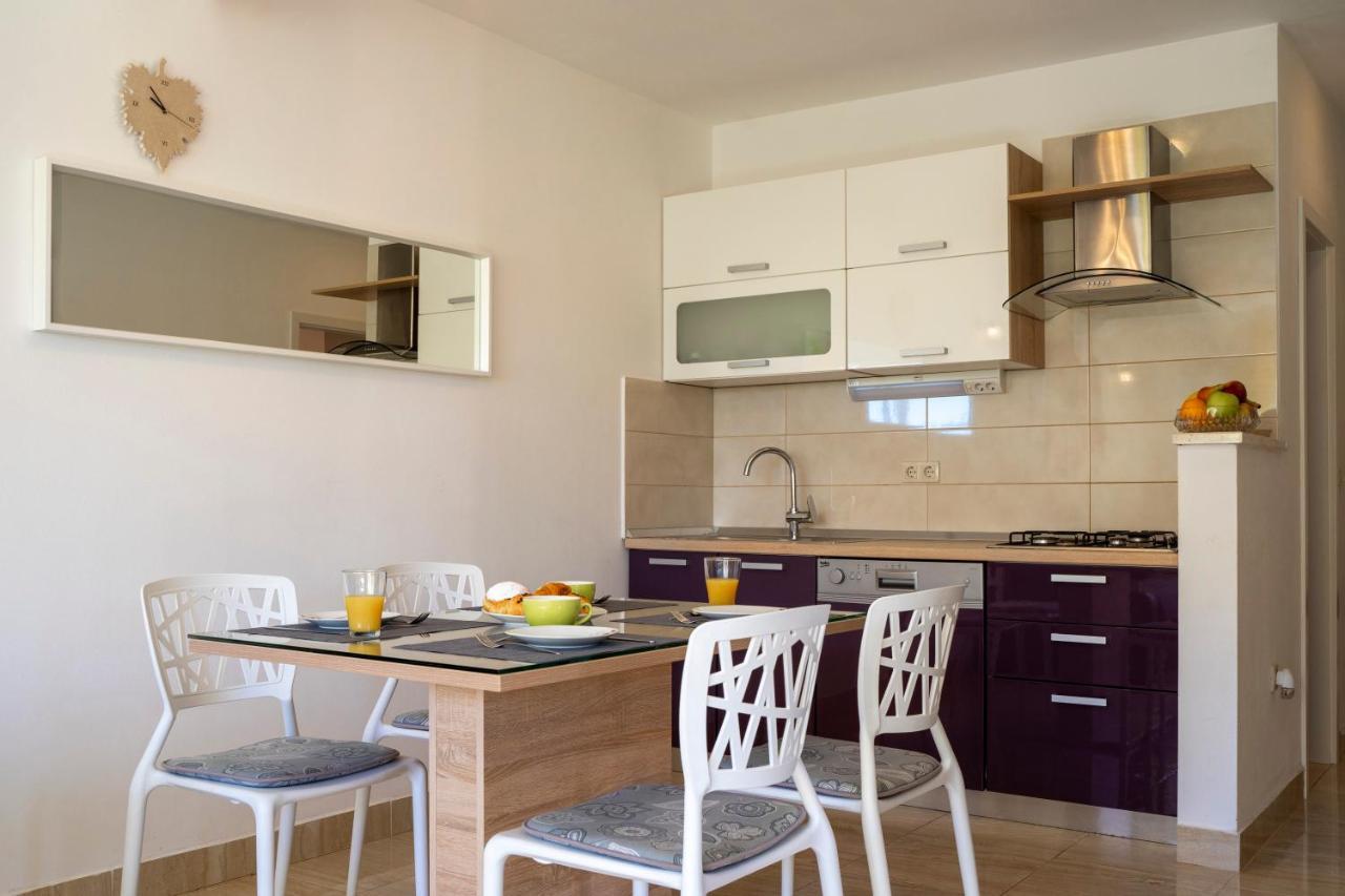 House Fidulic - Apartment The Lavender Lumbarda Esterno foto