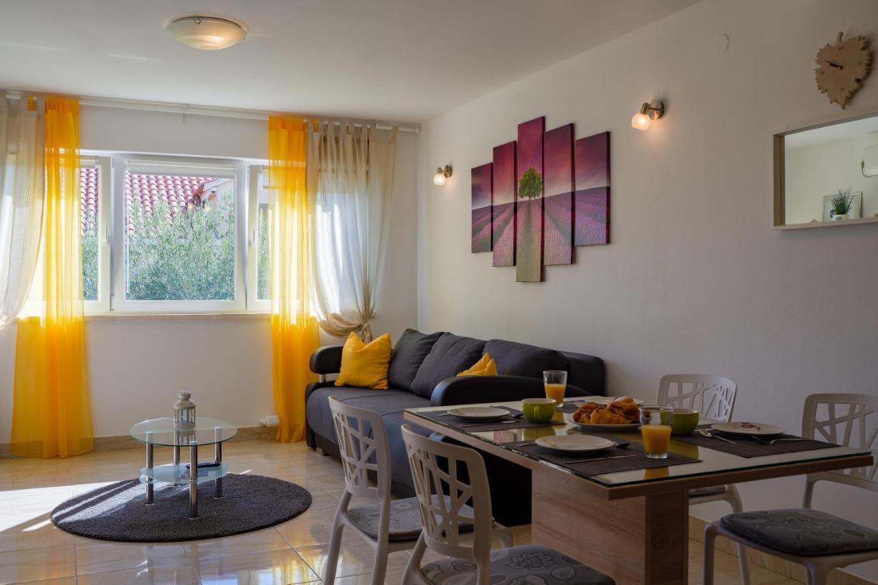 House Fidulic - Apartment The Lavender Lumbarda Esterno foto